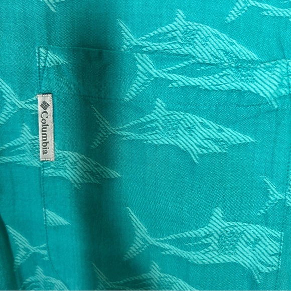 Columbia Textured Men's Green Short Sleeve Shark/Fish shirt. Sz L. 100% Cotton - Picture 4 of 7